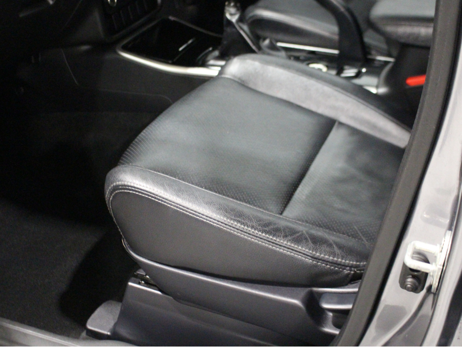 2017 Mitsubishi Outlander OUTL 4WD 6MT 4DR 7S 17MY 7 SEATS €16,950