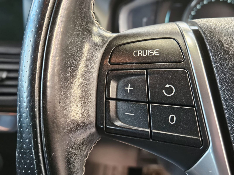 2014 Volvo XC60 - image 11