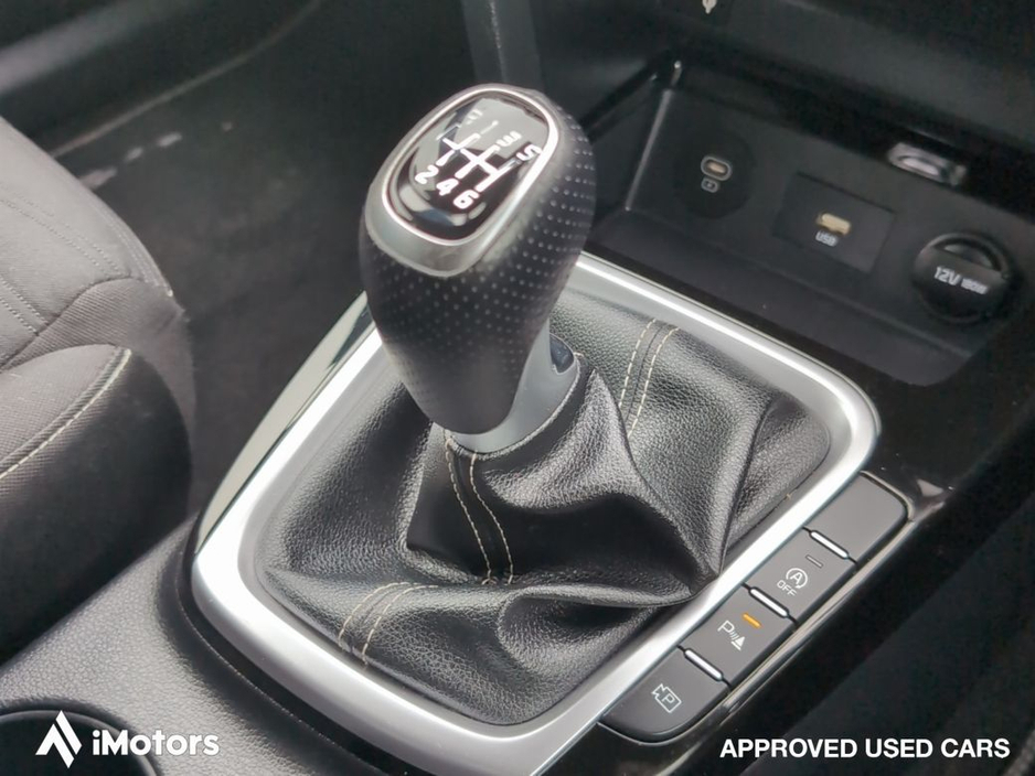 2023 Kia Ceed - image 16