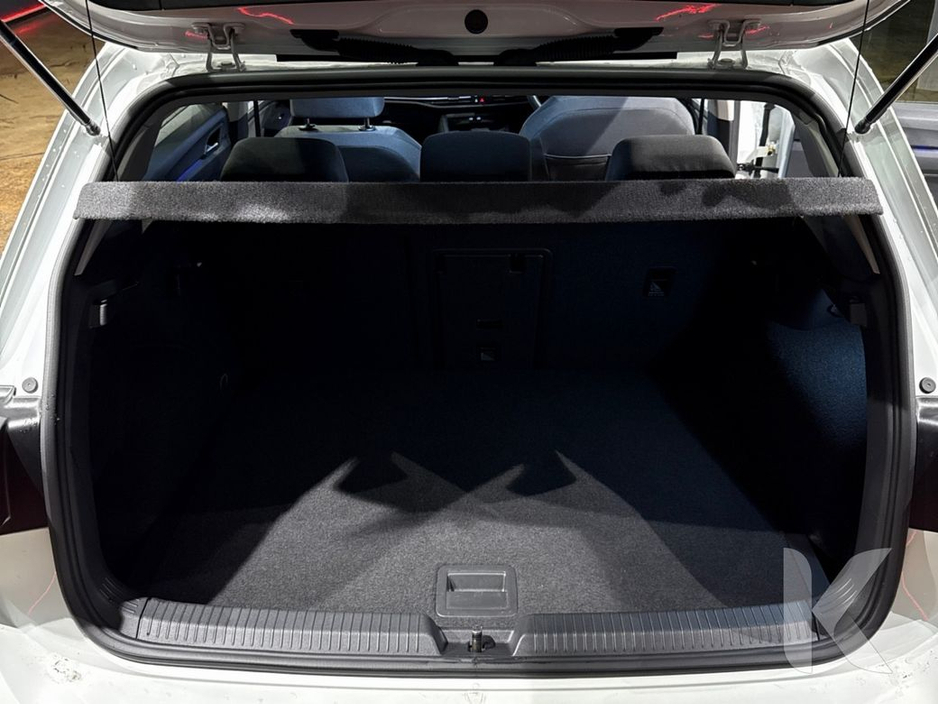 2021 Volkswagen Golf ETSI ACTIVE - FACTORY ALLOYS - PADDLE SHIFT - REVERSE CAMERA - CRUISE CONTROL €22,950