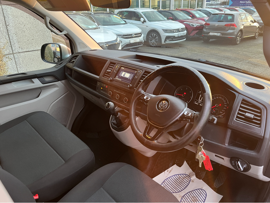2017 Volkswagen Transporter T6 3000KG TDI 150HP //€16950 INC VAT//AIR CON//PARKING SENSORS// €13,780
