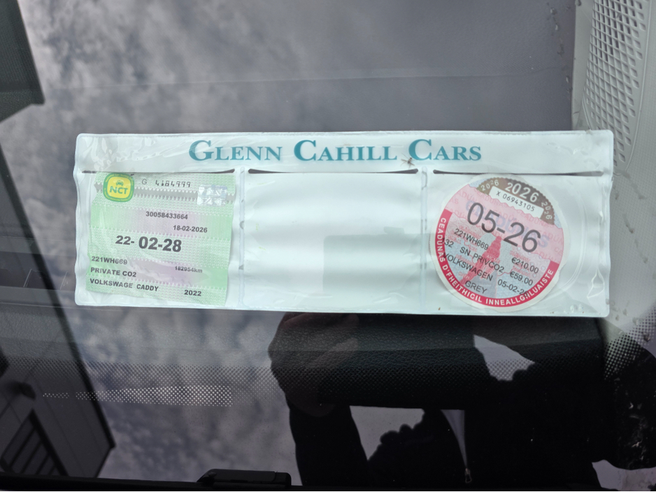 2022 Volkswagen Caddy - image 24