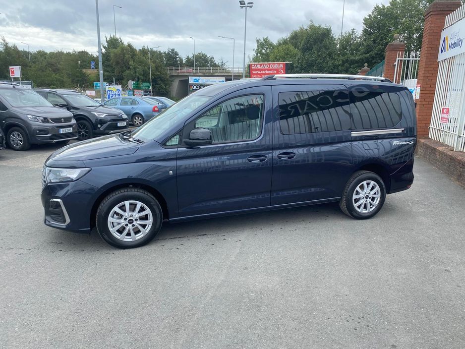 2025 Ford Grand Tourneo Connect Freedom Pre Reg - Wheelchair Accessible Taxi €63,950