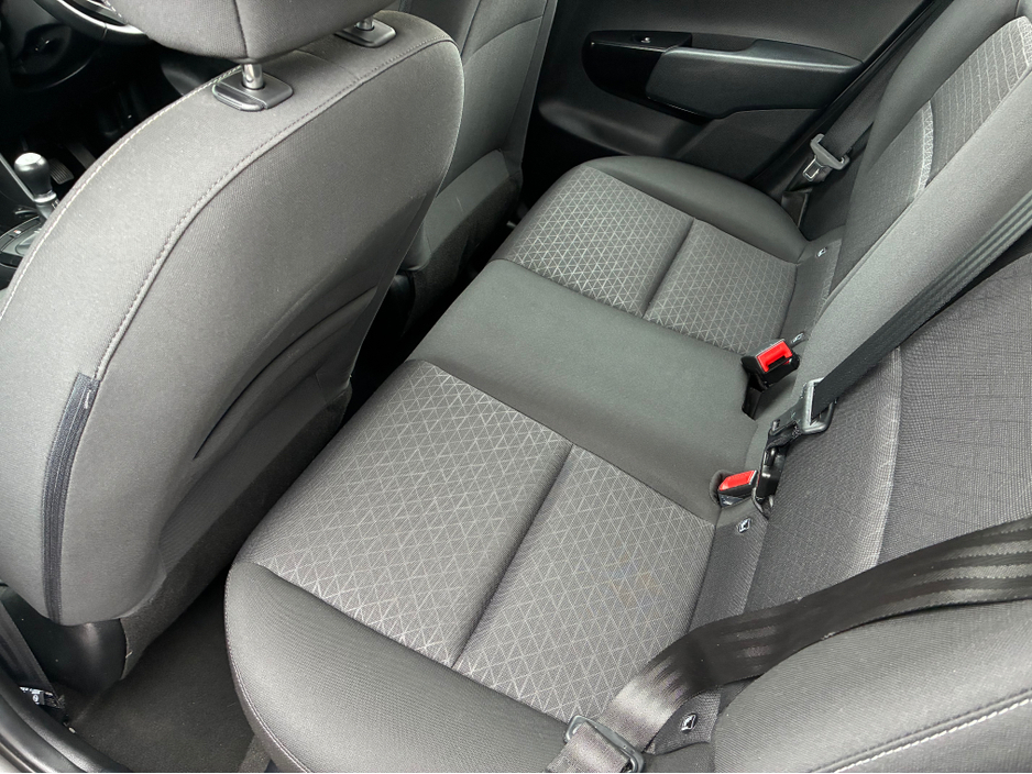 2023 Kia Picanto - image 12