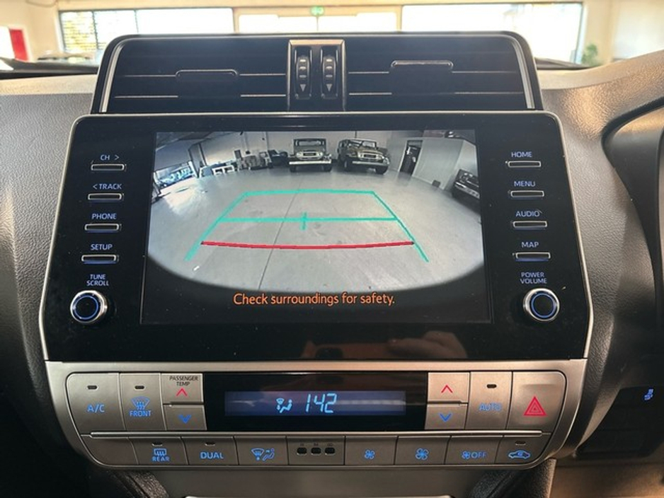 2022 Toyota Landcruiser SWB COMM MANUAL €45,950