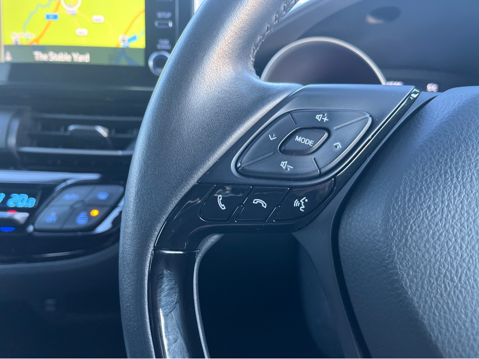 2021 Toyota C-HR - image 16