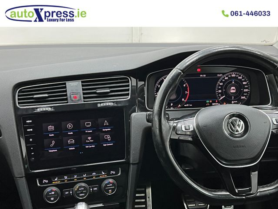 2019 Volkswagen Golf - image 19