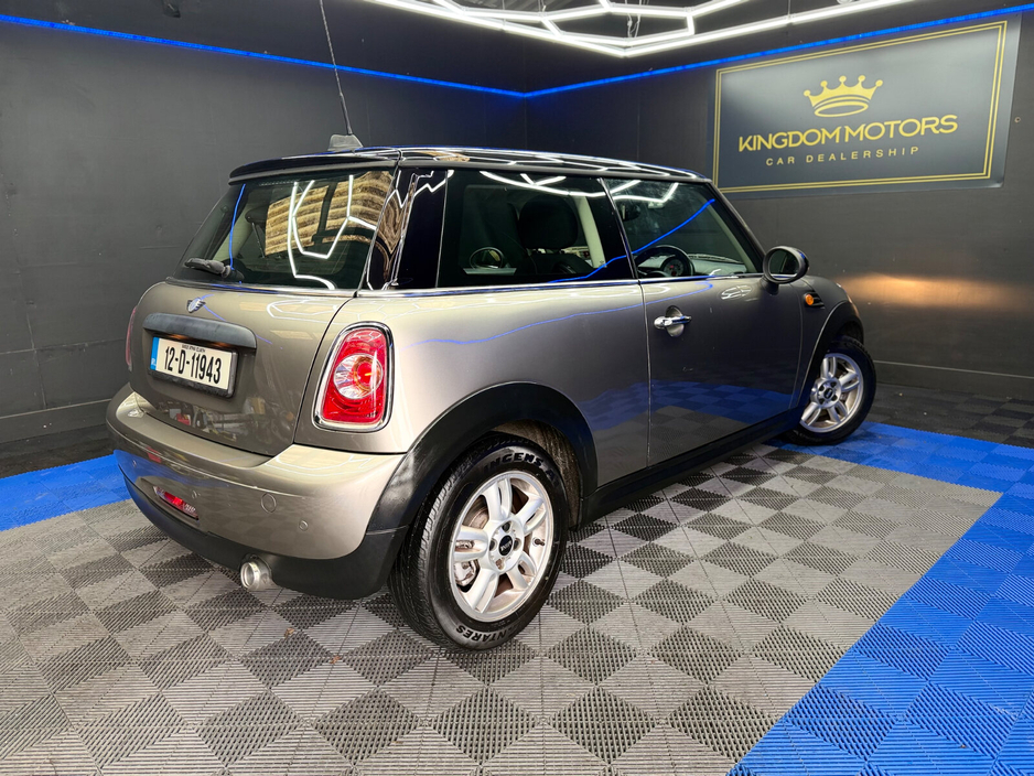 2012 MINI Hatch - image 15