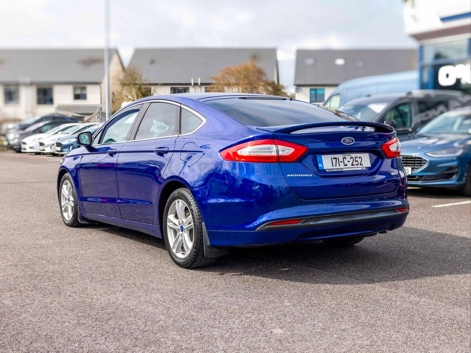 2017 Ford Mondeo - image 24