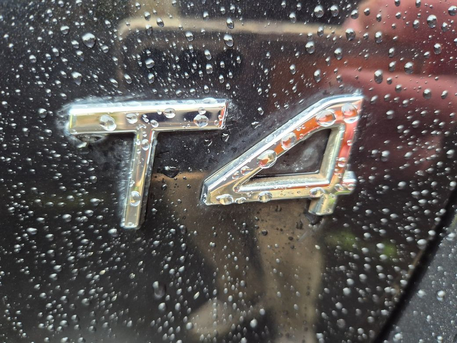 2015 Volvo V60 1.6 PETROL AUTO / LUX SPEC / LOW MILEAGE / TAX €400 (152 REG ) €12,950