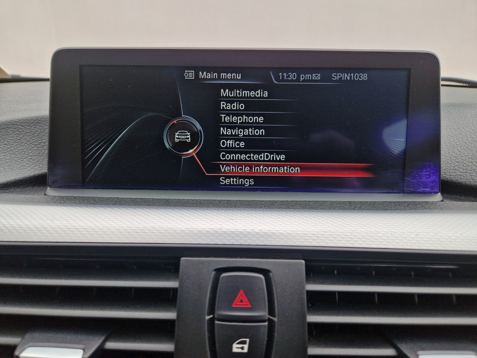 2013 BMW 3 Series - image 36