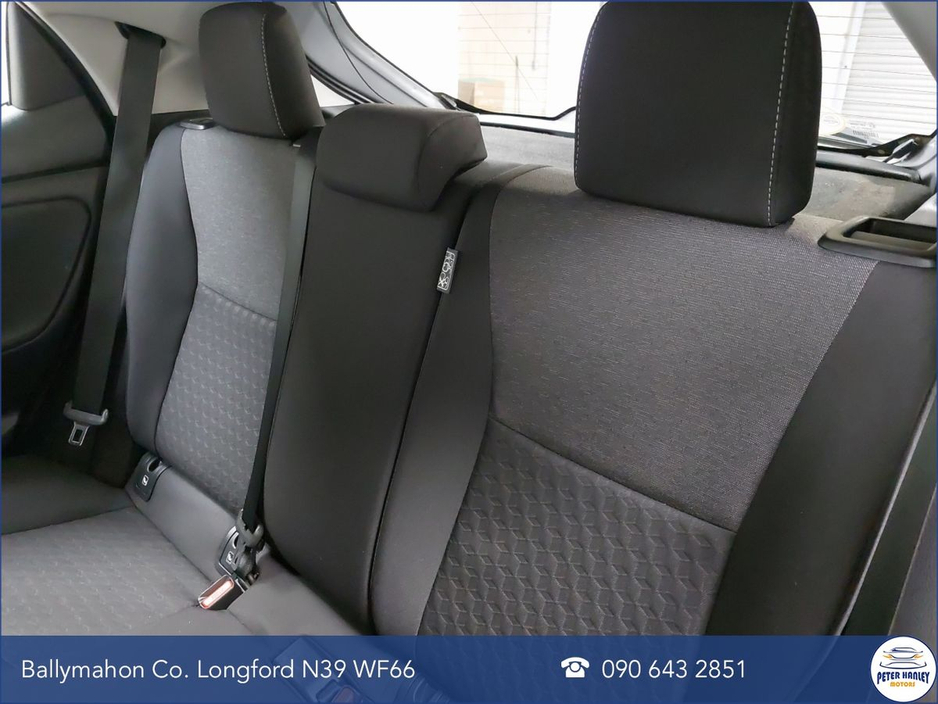 2024 Toyota Yaris Yaris Hybrid Luna €23,950