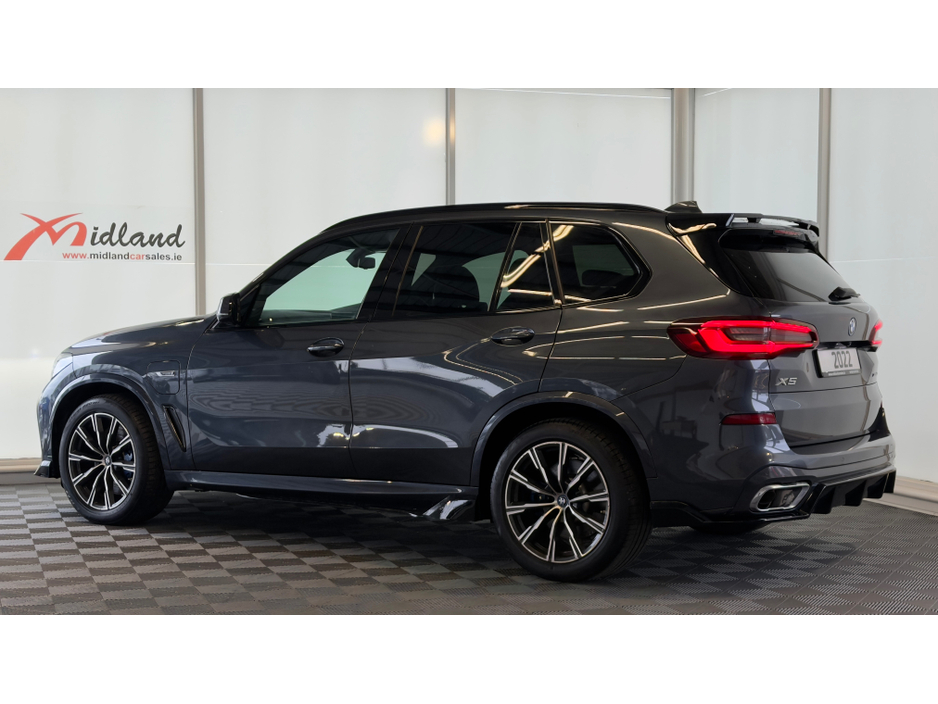 2022 BMW X5 *G05 XDRIVE45E M SPORT* €63,800