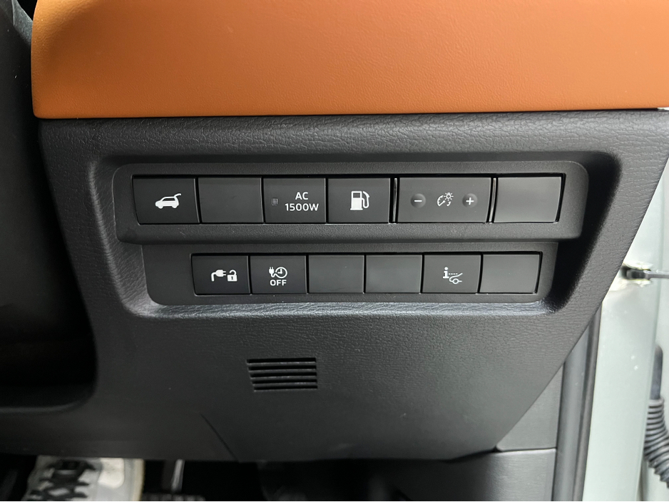 2023 Mitsubishi Outlander - image 15