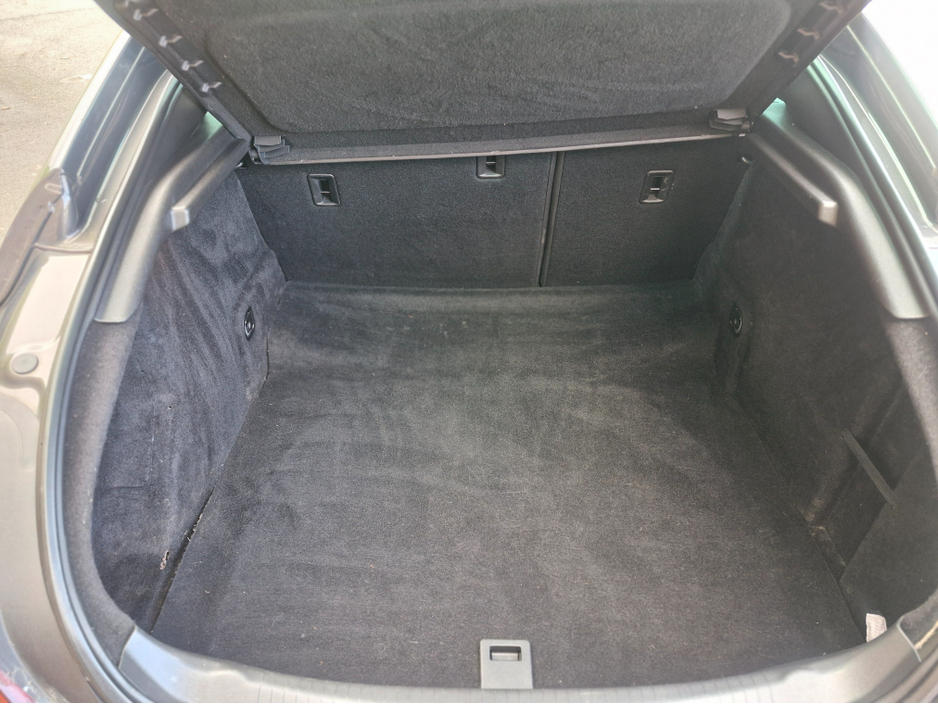 2016 Vauxhall Insignia - image 20