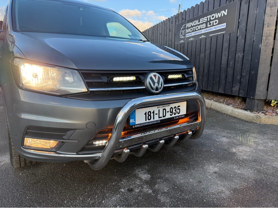 2018 Volkswagen Caddy - image 10