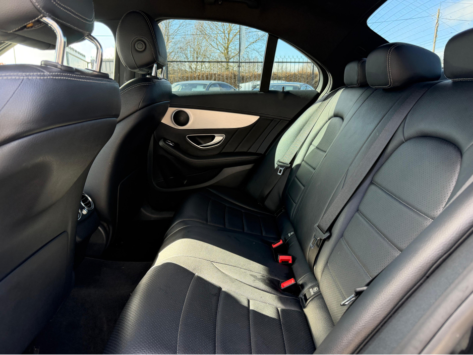 2016 Mercedes-Benz C Class - image 16