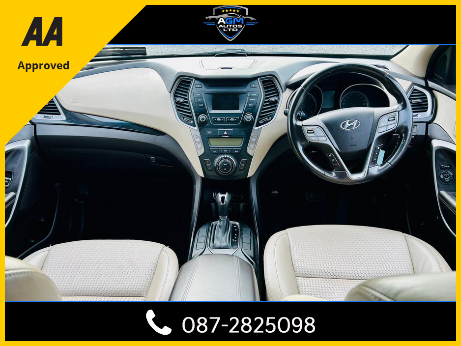 2015 Hyundai Santa Fe - image 11