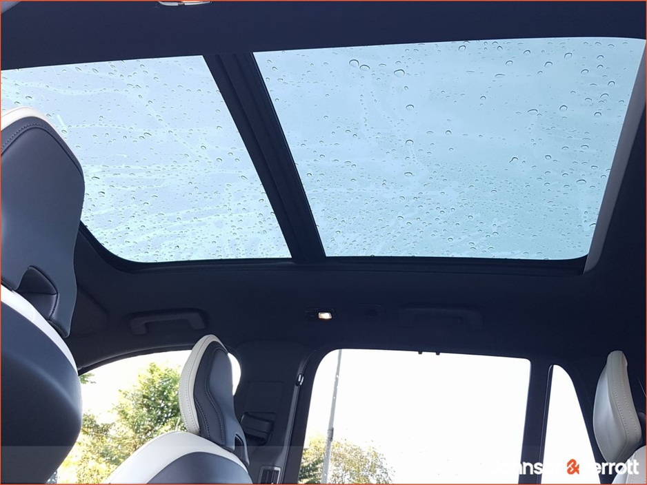 2025 Volvo XC90 T8 455bhp PHEV AWD Plus Bright (Adaptive Cruise / 360 Camera / Panoramic Sunroof) €91,900