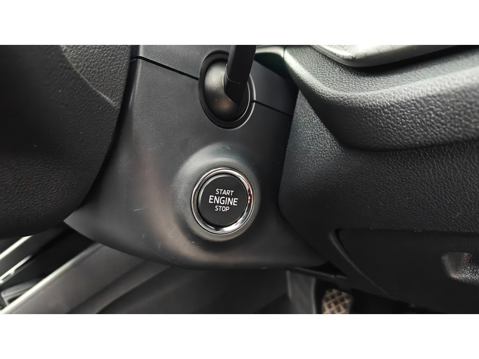 2024 Skoda Octavia AMBITION 2.0 TDI 115 BHP-GRAPHITE GREY METALLIC- FACTORY REAR SPOLIER- BLACK BADGING €29,950