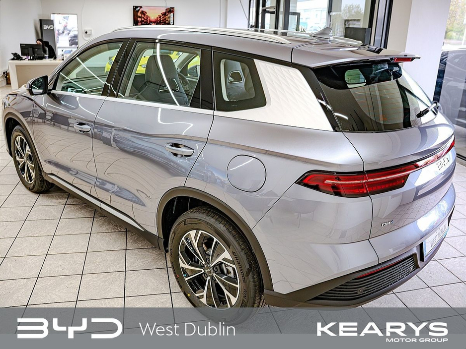 2026 BYD Sealion 7 - image 2