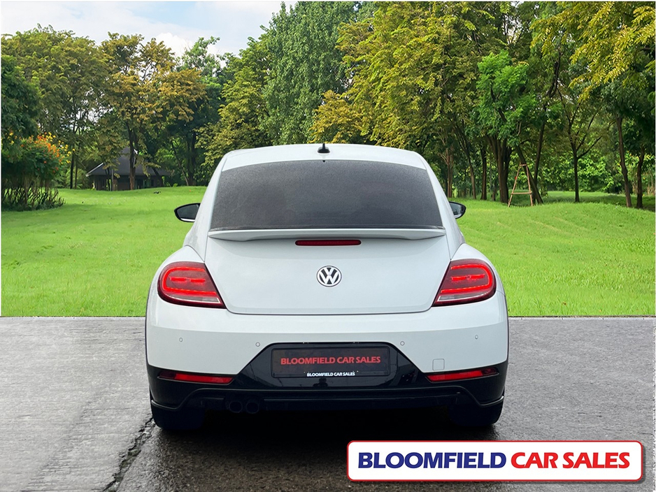 2019 Volkswagen Beetle - image 6