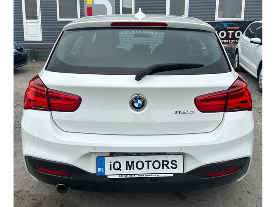 2016 BMW 1 Series - image 8