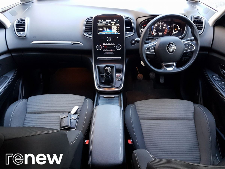 2020 Renault Grand Scenic 1.75 Blue dCi 120 EDC Iconic €21,995