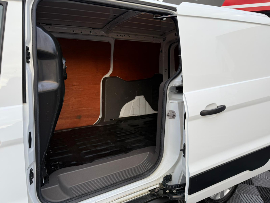 2021 Ford Transit Connect 210 TREND TDCI LWB , ONLY 49K MILES , REVERSE CAMERA , PARKING SENSORS , PLY LINED , FRESHLY SERVICED , NEW DOE ,  COLOUR CODED , FINANCE FROM €72 p/w & €3,450 DEPOSIT / TRADE IN. €14,950