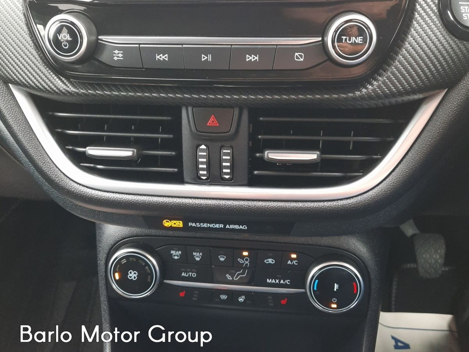 2022 Ford Fiesta - image 19