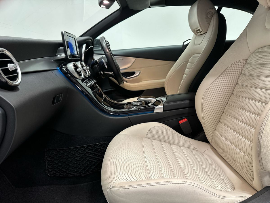 2017 Mercedes-Benz C Class - image 12