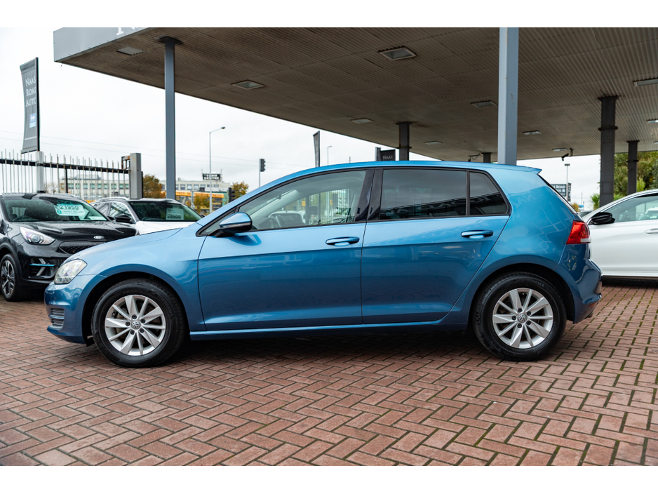 2016 Volkswagen Golf - image 6