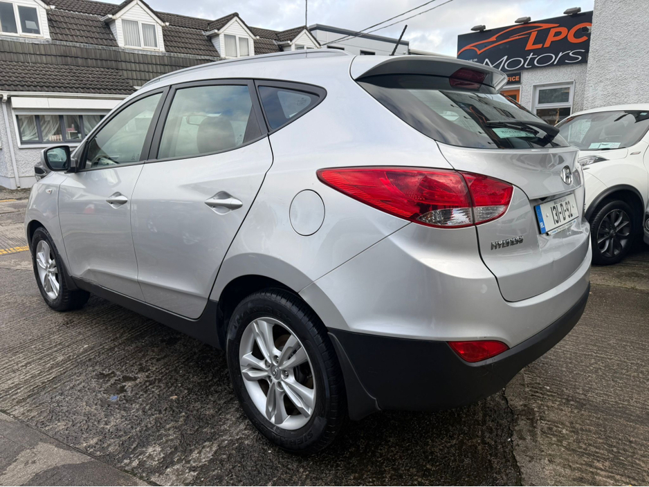 2013 Hyundai ix35 - image 14