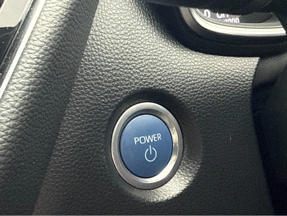 2021 Toyota Corolla - image 12