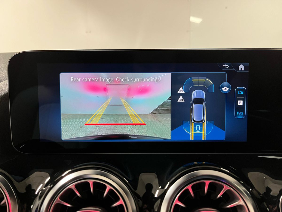 2026 Mercedes-Benz GLA Class 180 Progressive - 18 Inch Alloys - Reversing Camera - Ambient Lighting - Sat Nav - Climate Control - Heated Seats - Keyless Start - Apple CarPlay/Android Auto €61,717