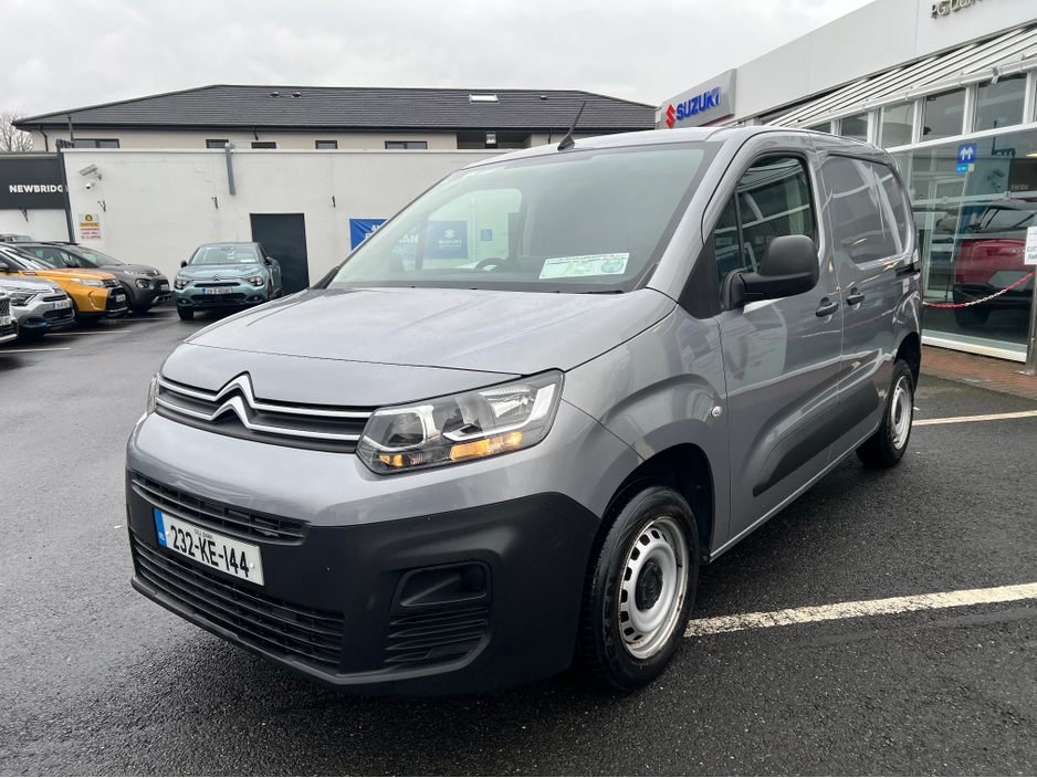 2023 Citroen Berlingo LX BLUEHDI 100 MWB (Price ex vat) €13,950