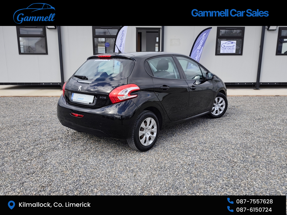 2015 Peugeot 208 - image 2