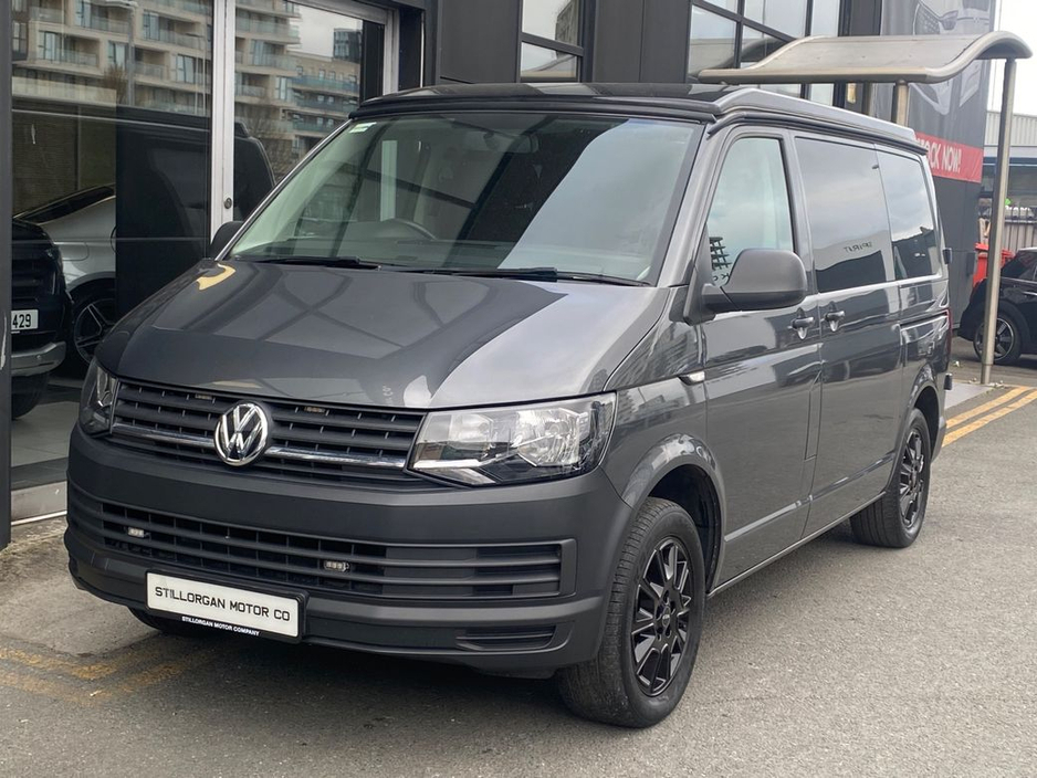 2018 Volkswagen Transporter - image 12