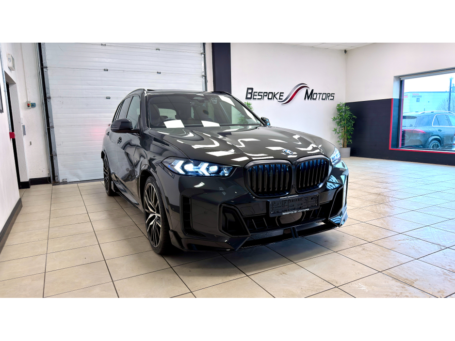 2023 BMW X5 - image 31