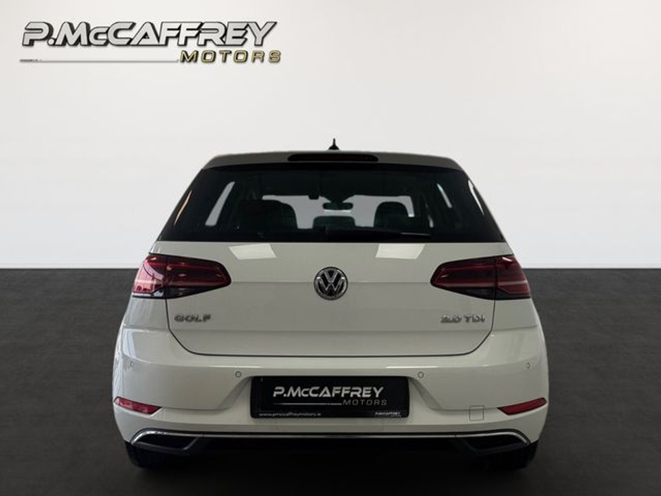 2019 Volkswagen Golf - image 6