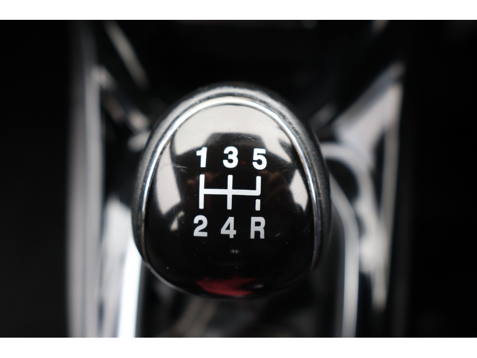 2017 Ford Fiesta - image 16