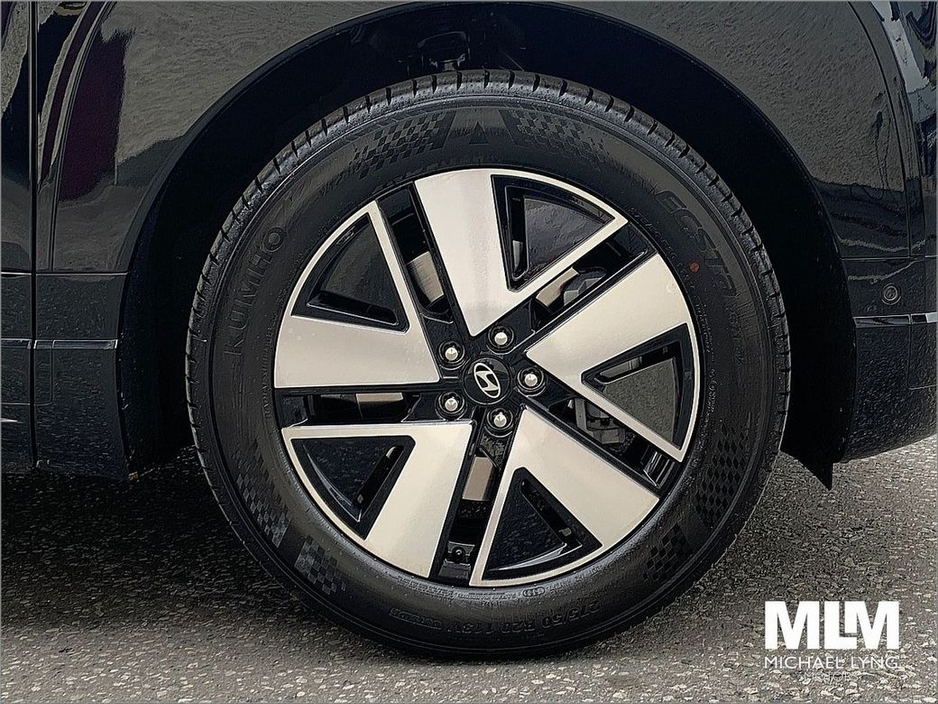 2025 Hyundai Ioniq 9  €71,995