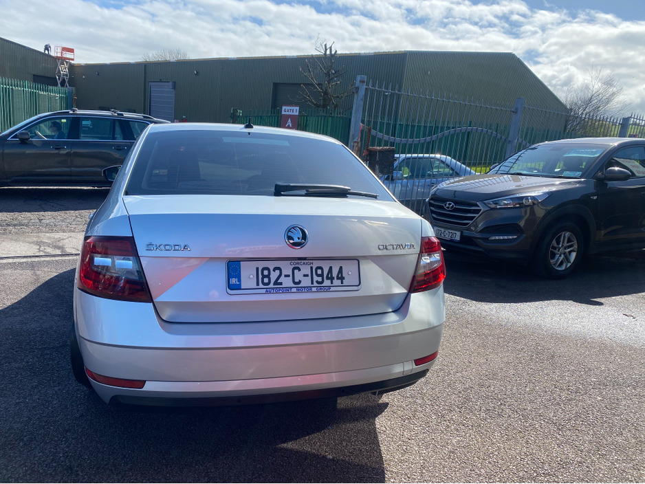 2018 Skoda Octavia - image 6