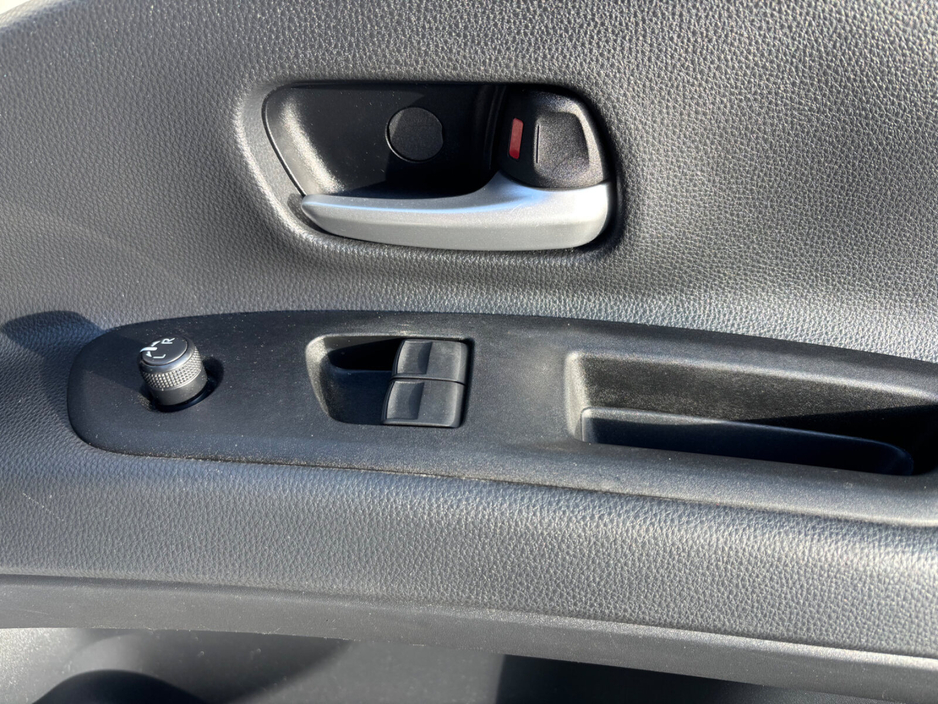 2022 Toyota Aygo 1.0 VVT-i x-play Smartphone €13,500