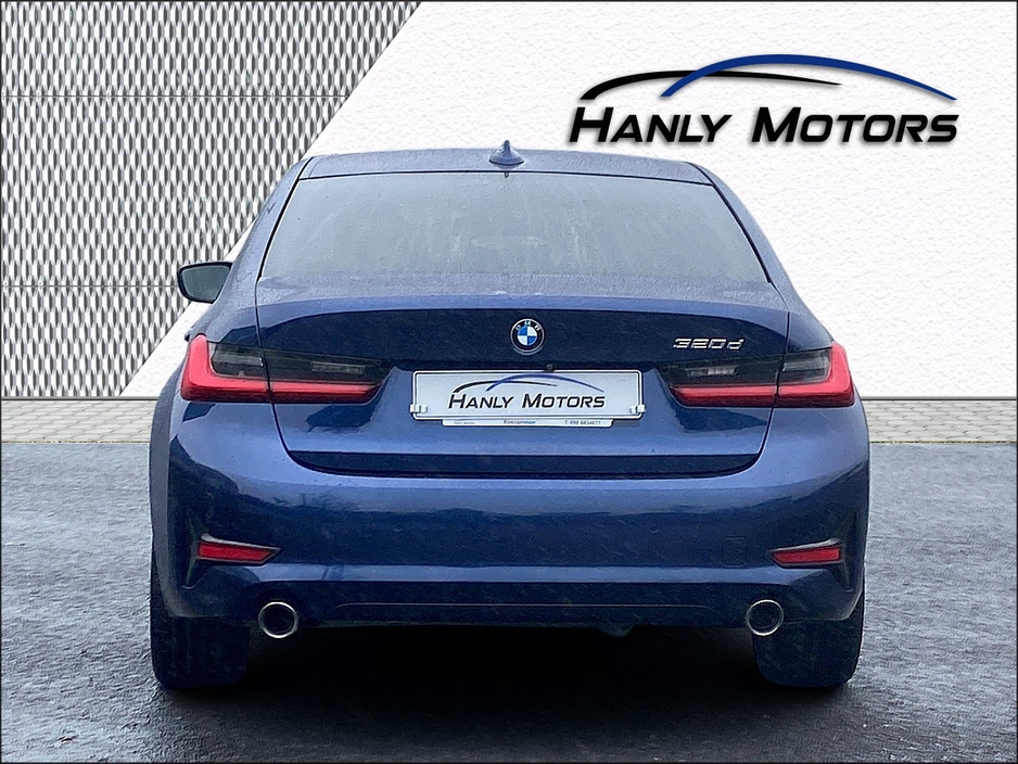 2019 BMW 3 Series - image 7