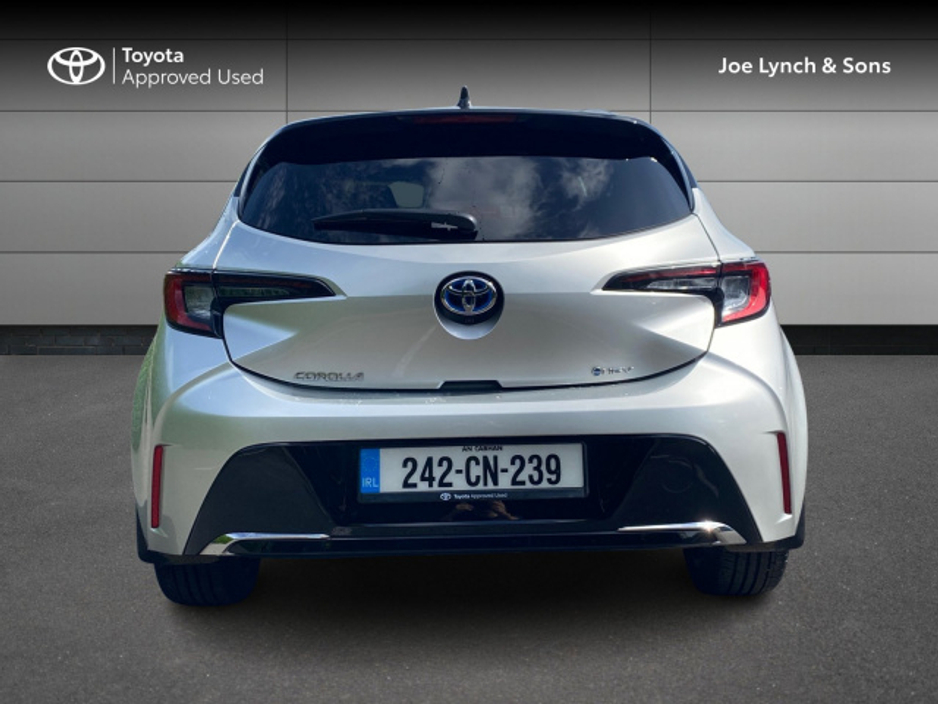 2024 Toyota Corolla COROLLA HB LUNA SPORT €33,945