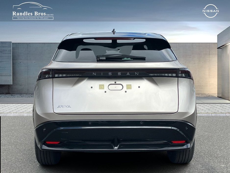 2025 Nissan Ariya - image 8