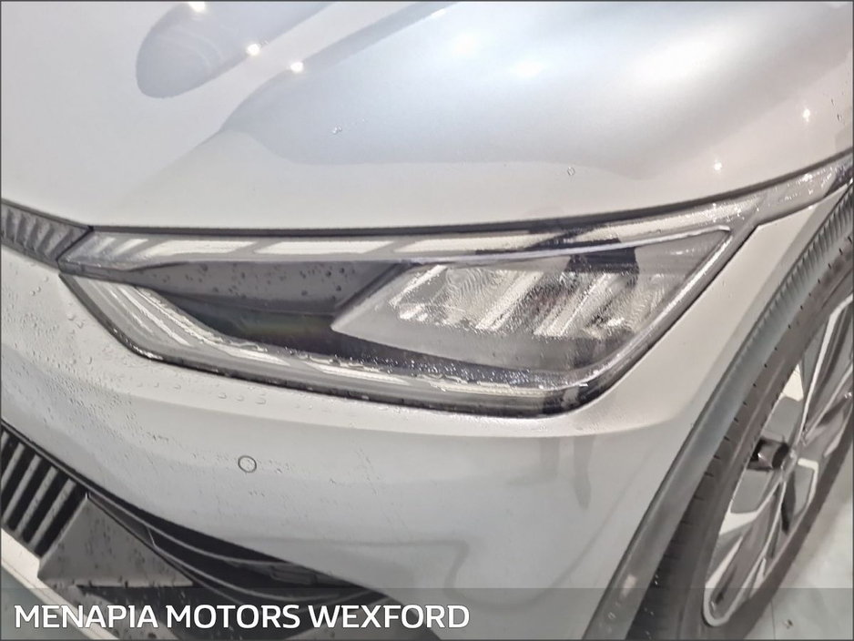 2022 Kia EV6 - image 16