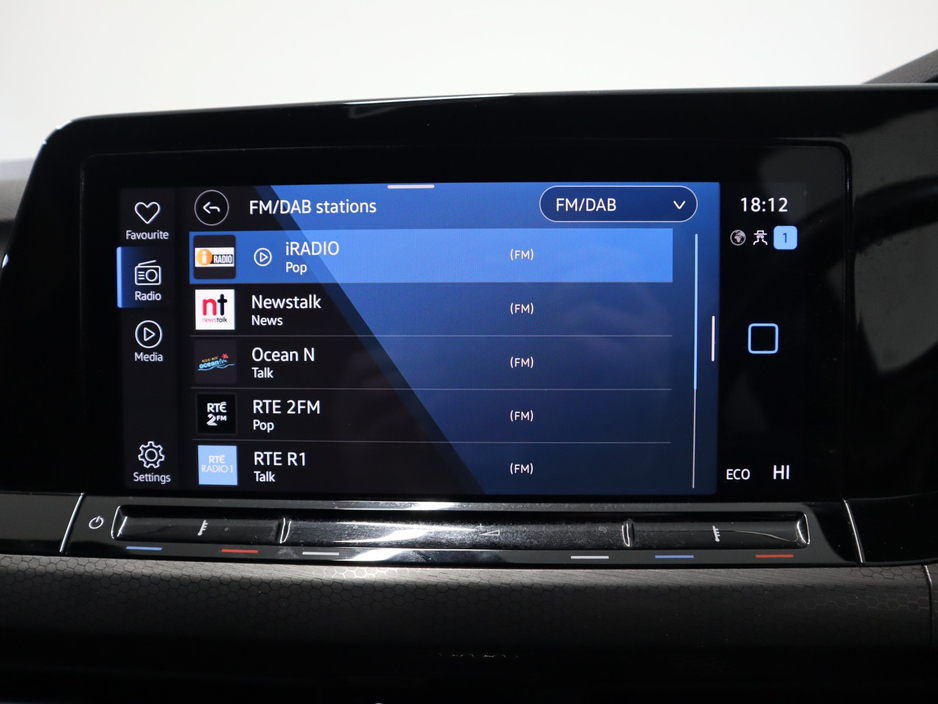 2023 Volkswagen Golf *26* GTE S-A DSG €29,995