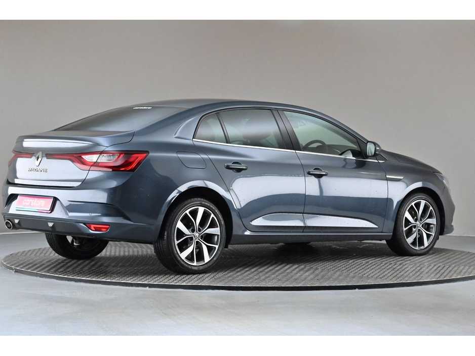 2017 Renault Megane - image 10